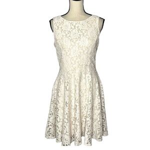 Speechless Lace V-Back Sleeveless Bateau Neckline Fit & Flare Dress Jr. Size 3‎